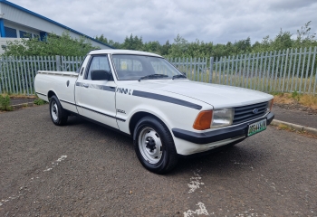 Ford Cortina P100 3.0 V6